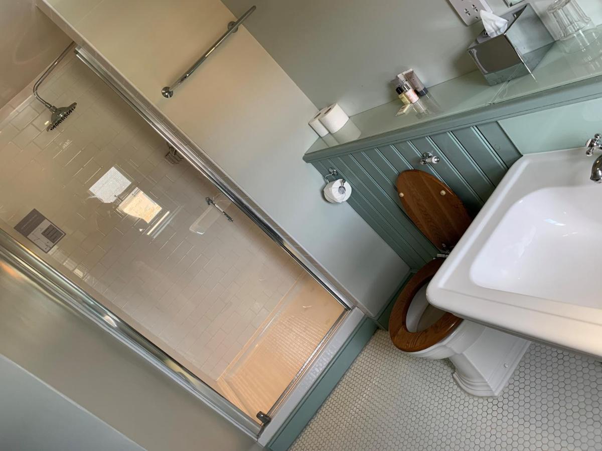 Collingwood Arms Hotel Cornhill on Tweed ภายนอก รูปภาพ